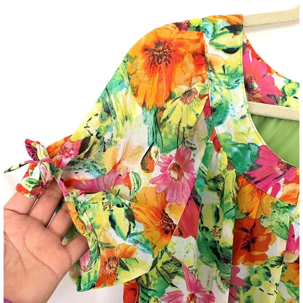 Sara Michelle Floral Green Floral Blouse Lined Scoop Neck Lined Multicolor Top S - Picture 5 of 7